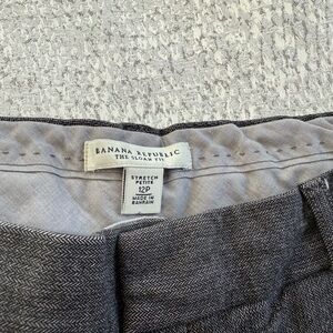Banana republic jeans, eat a gray color use excellent excellent condition